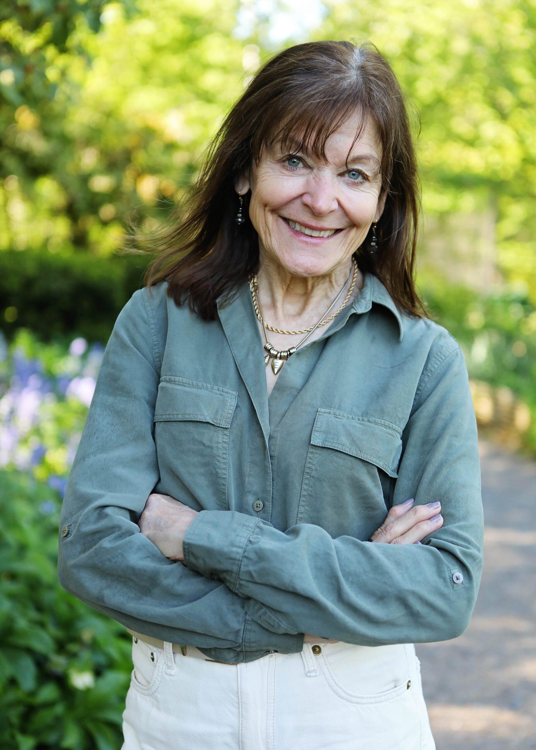 Joan Hogan, RD.